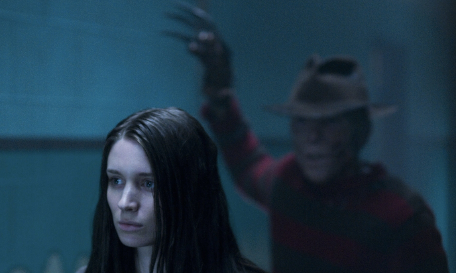 "Rooney Mara Spills Tea on Nightmare on Elm Street Experience